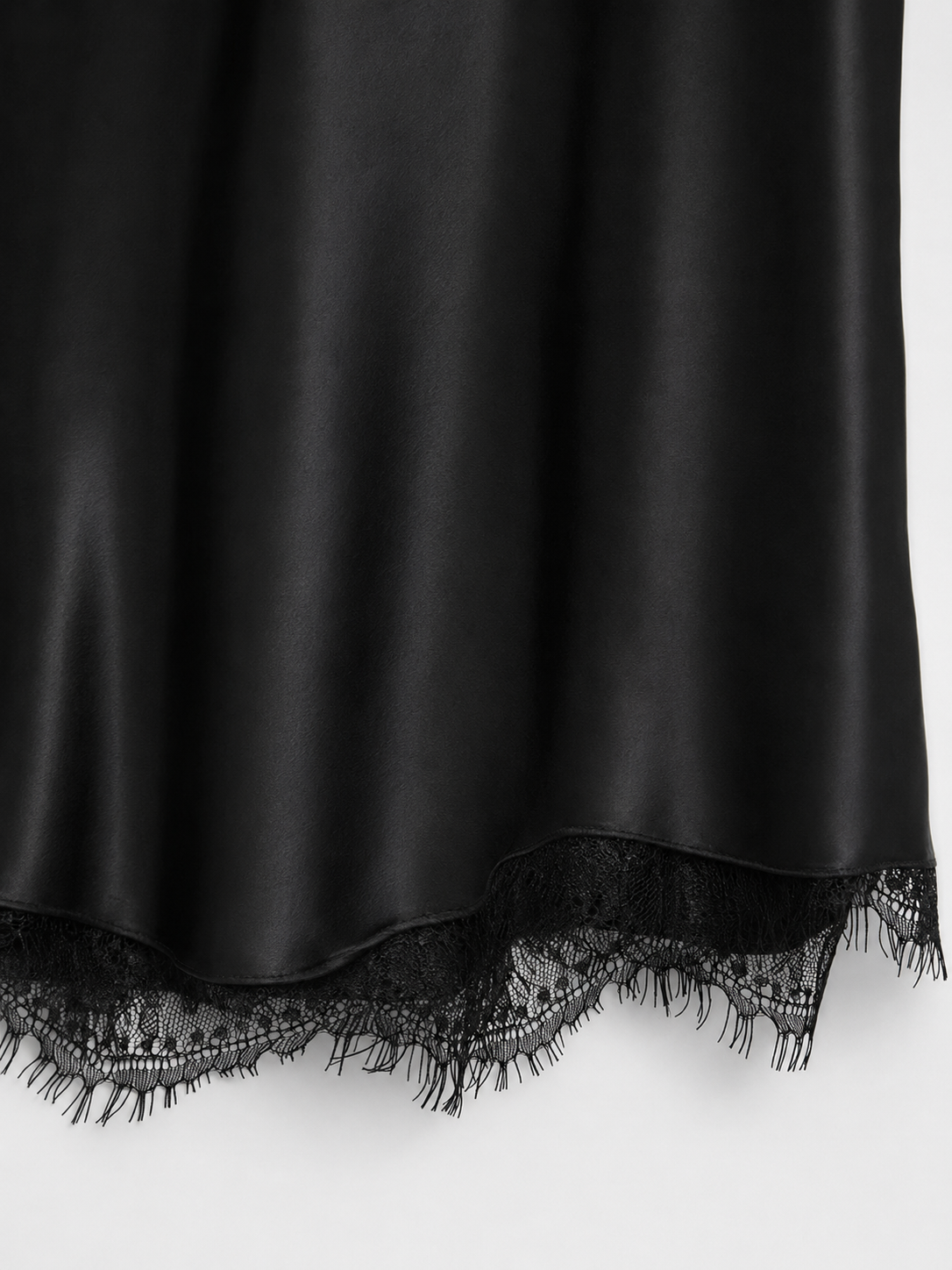 Serena Satin Set – Elegantes Damen Zweiteiler Set in Schwarz mit Spitze