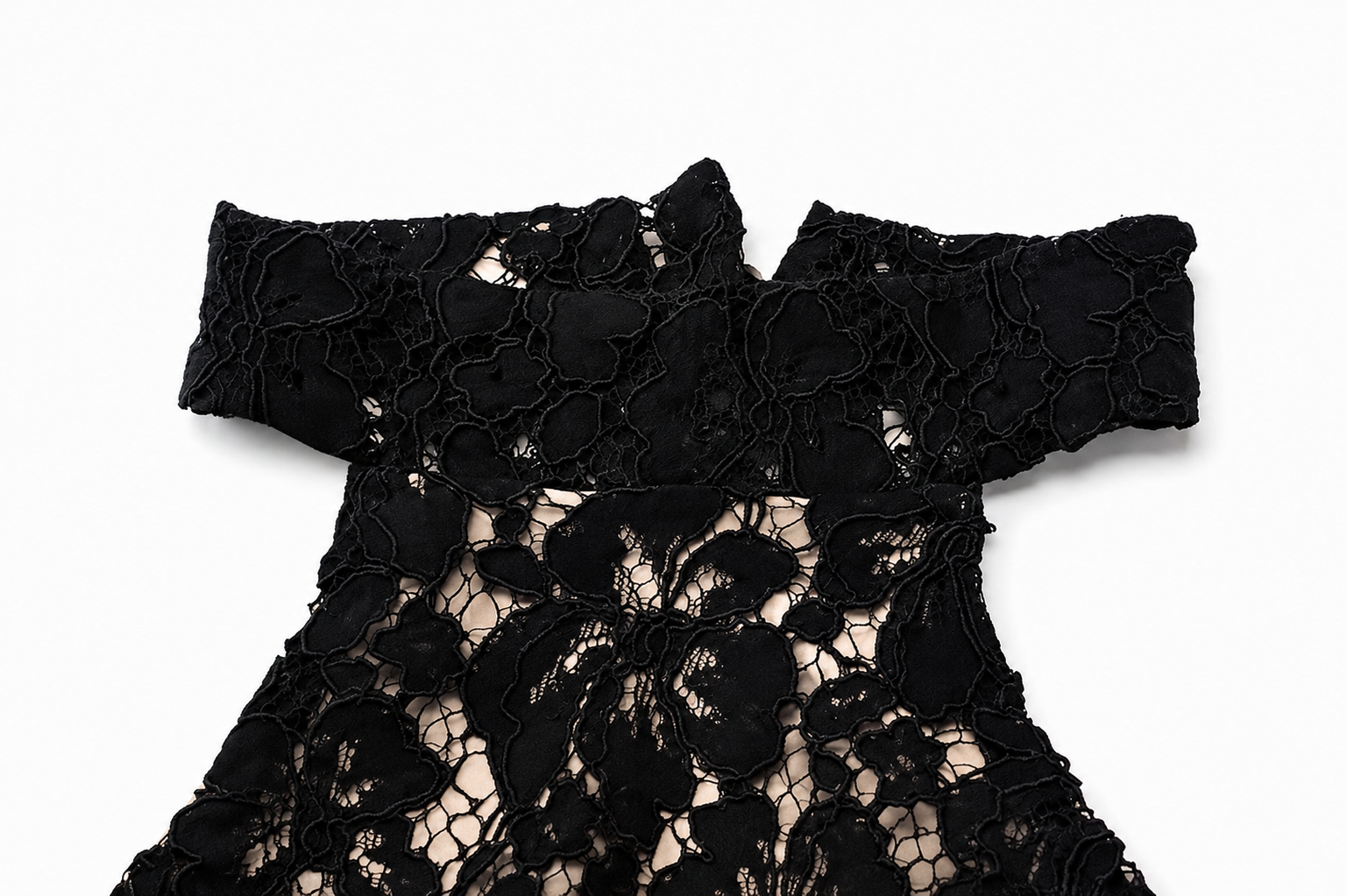Nora Abendkleid – Elegantes Spitzen-Maxikleid