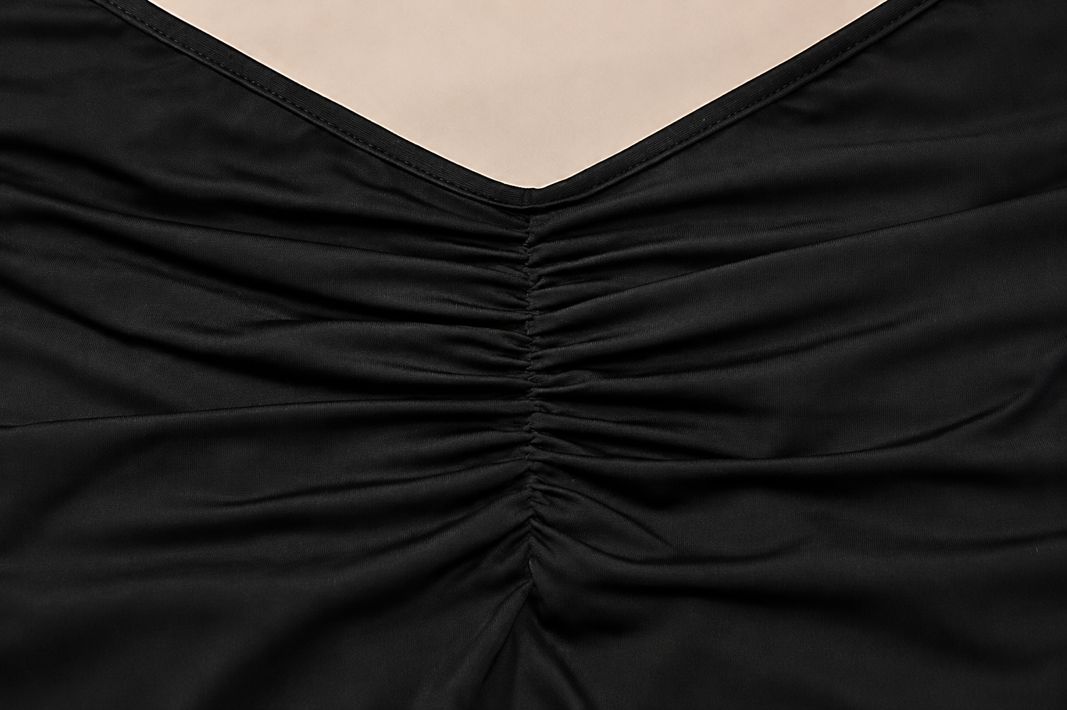 Nora Abendkleid – Elegantes Spitzen-Maxikleid