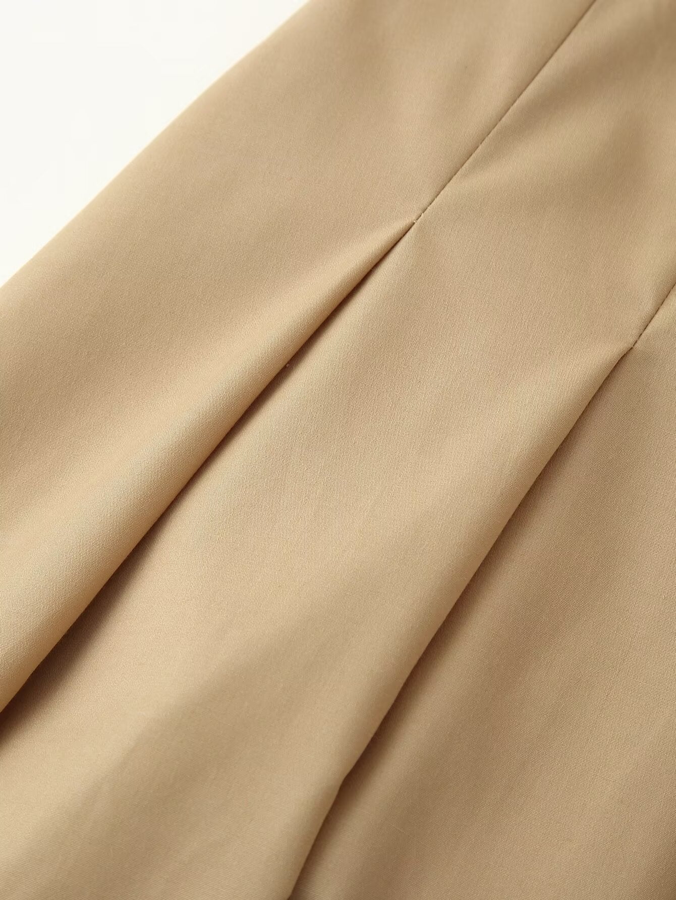 SOHO CHIC  SET – Cropped Capelet Jacket & Midi Skirt