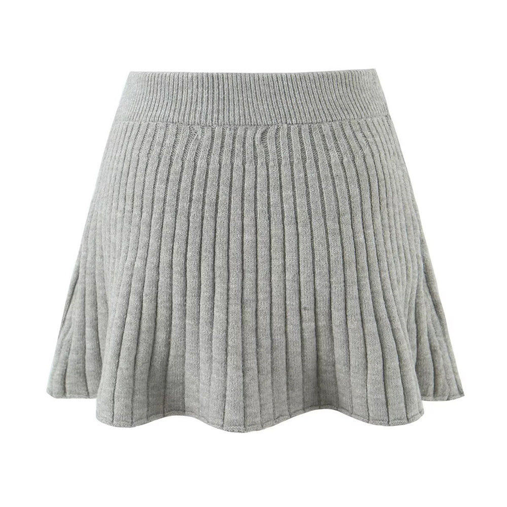 Strickkleid mit Rundhalsausschnitt und Minirock im Twisted-Design