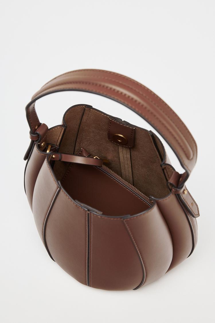 Fashionable Bucket Bag with Removable Pouch | Designer-Look PU Leather Shoulder Bag