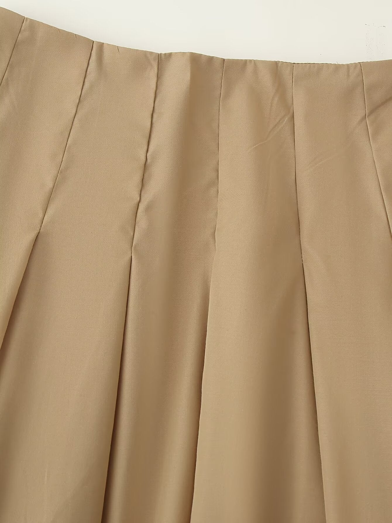 SOHO CHIC  SET – Cropped Capelet Jacket & Midi Skirt