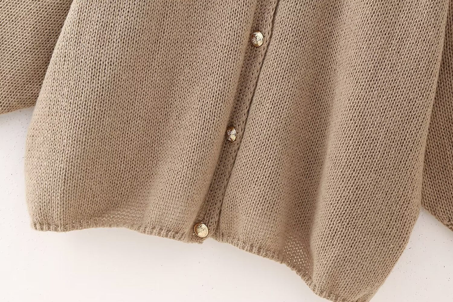 Cozy Oversized Knit Cardigan – Balloon Sleeve Button-Up Sweater