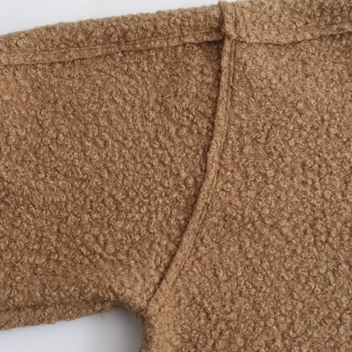 Cozy Mock Neck Sweatshirt with Wide Sleeves – Relaxed Fit Pullover