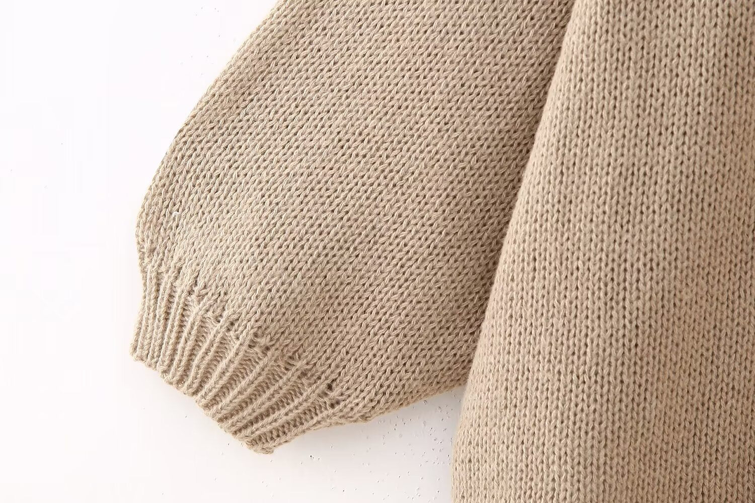 Cozy Oversized Knit Cardigan – Balloon Sleeve Button-Up Sweater