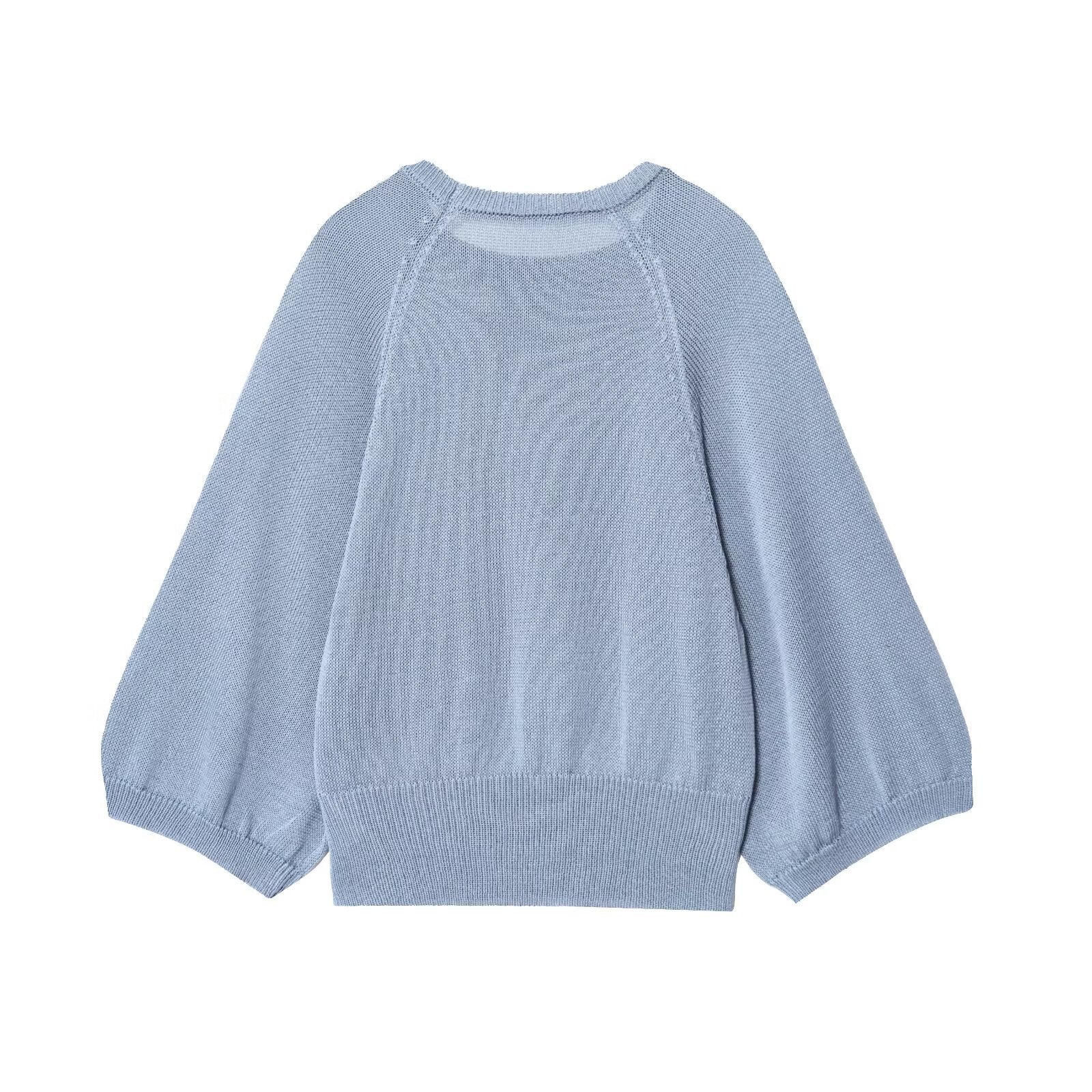 Lightweight U-Neck Pullover with Wide Volume Sleeves – Fine Knit Sweater