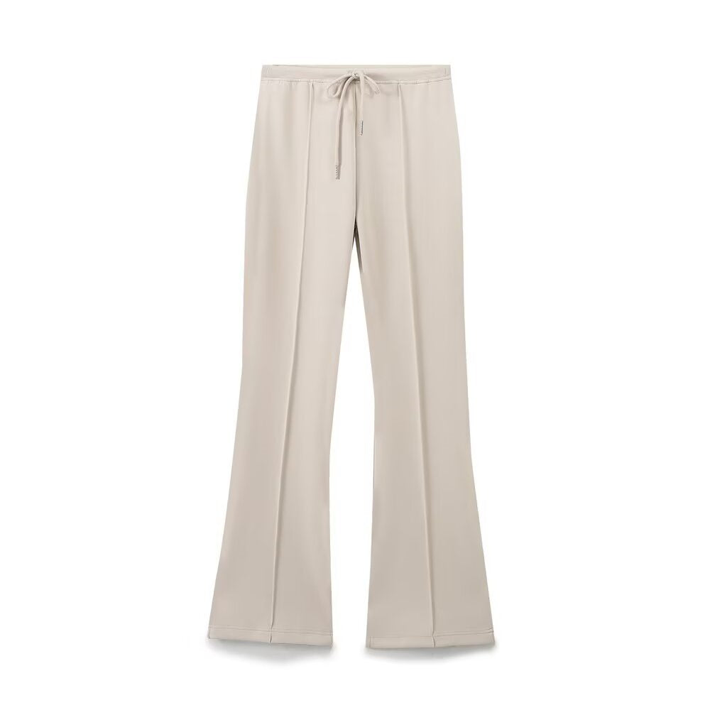 Set mit Kapuzen-Sweatshirt-Jacke und Trompetenhose