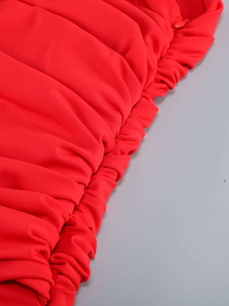 Rotes Abendkleid mit Schlitz