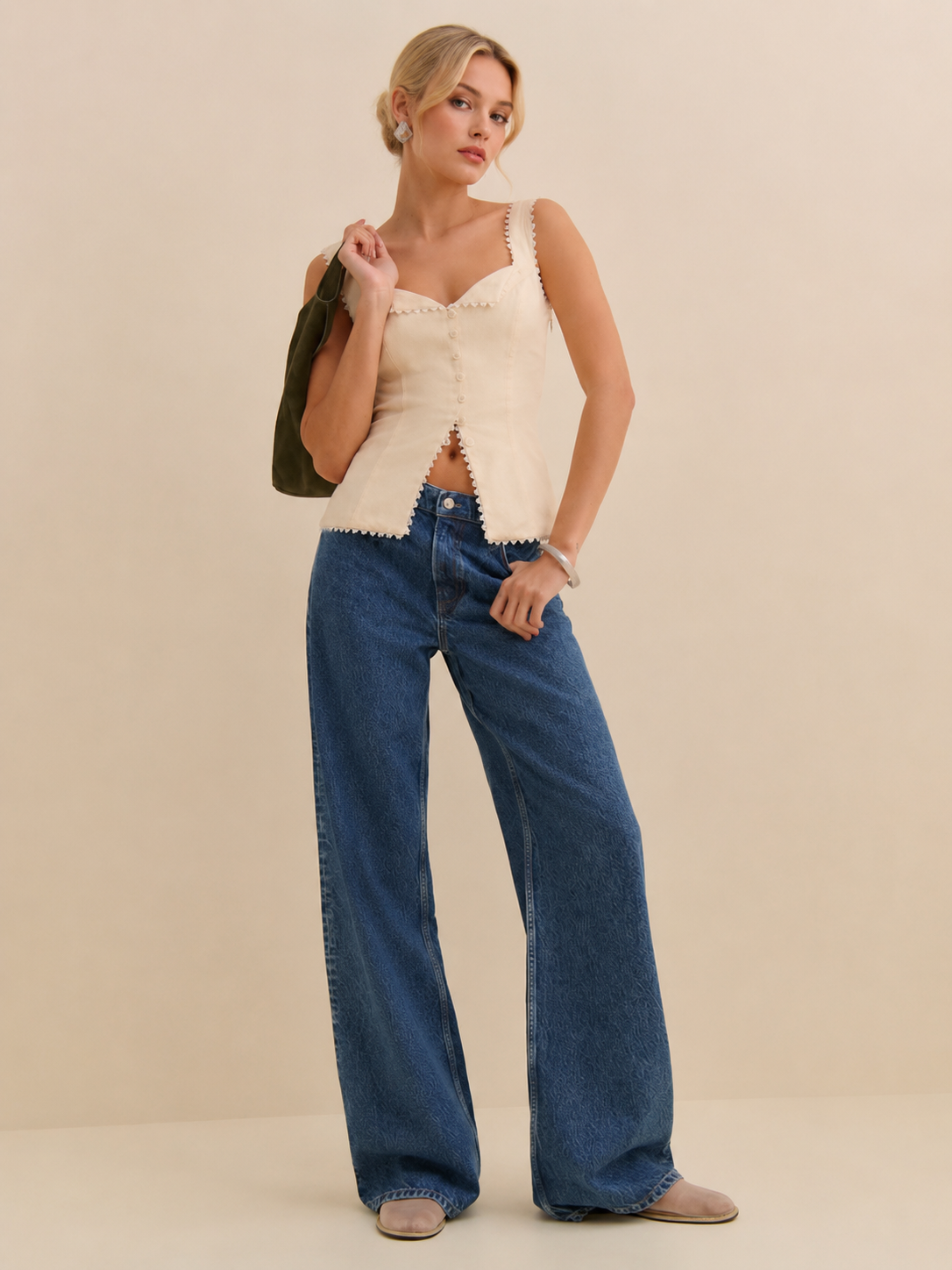 Ivory Muse Top – Elegantes Vintage Lace Top in Creme
