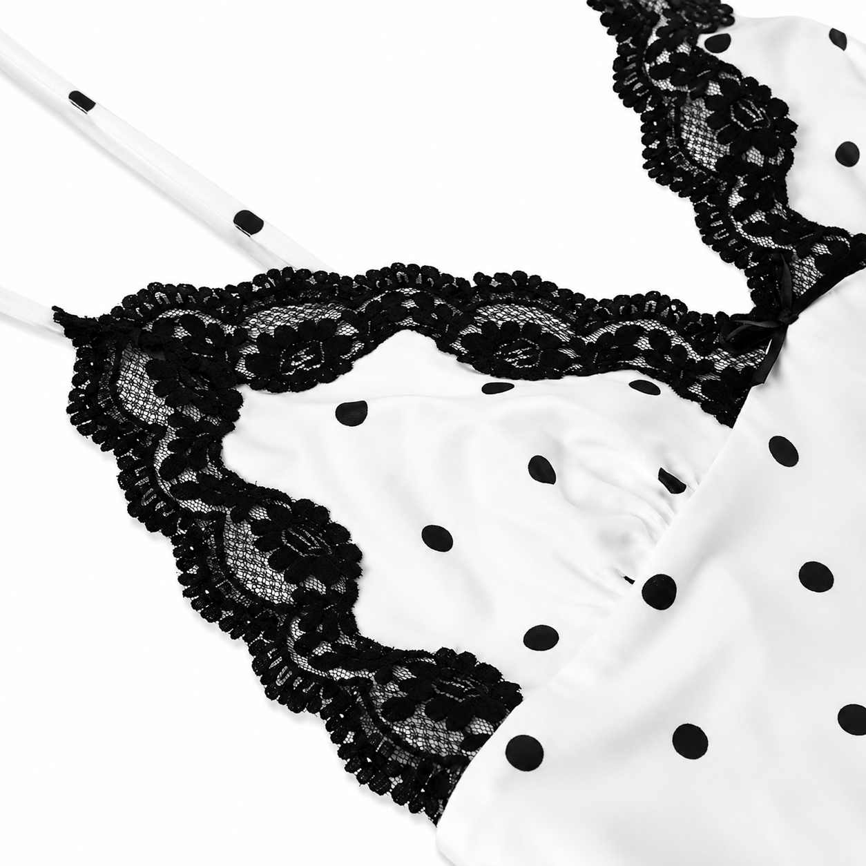 Clara Kleid – Elegantes Polka Dot