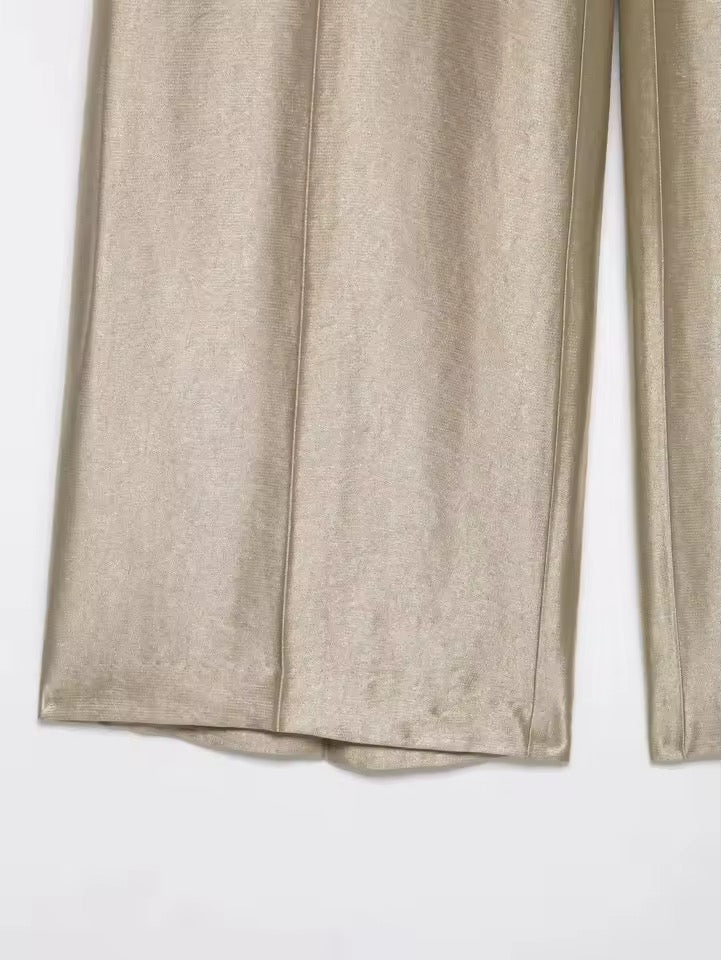 Aura Satin Set – Elegantes Damen Zweiteiler Set mit weiter Hose in Beige
